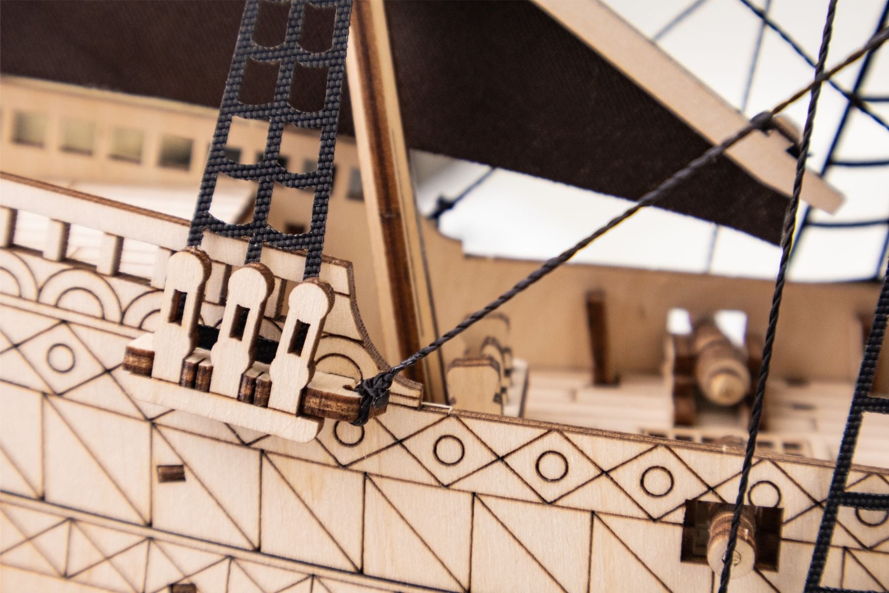 3D Wooden Mechanical Puzzle Kit, Lord of the Seas (BEW017e) – Wooden constructors | Varvikas.Shop