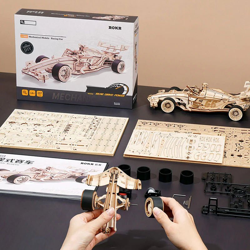 3D Wooden Mechanical Puzzle Kit, Racing Car (RK024e) – Wooden constructors | Varvikas