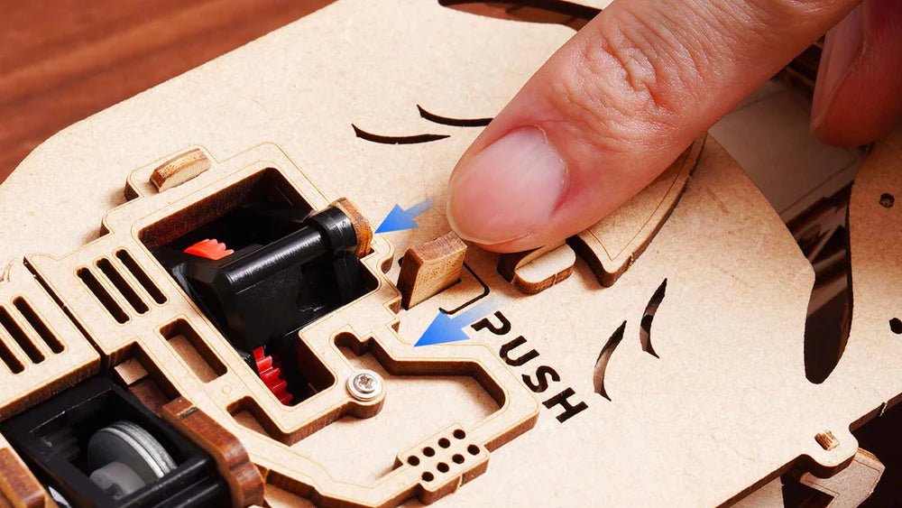 3D Wooden Mechanical Puzzle Kit, Racing Car (RK024e) – Wooden constructors | Varvikas