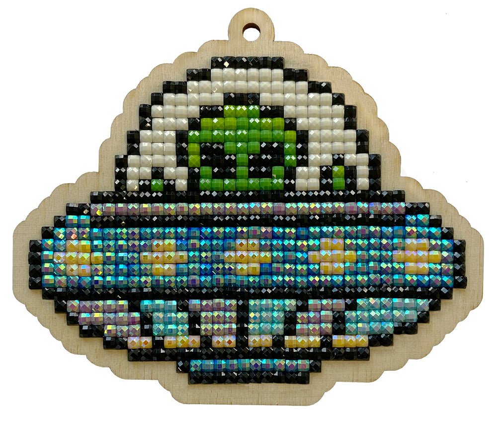 5D Diamond Painting 12.5x12.5 cm | Pendant Alien guest | Wooden Base (U0296e) – Diamond painting | Varvikas.Shop