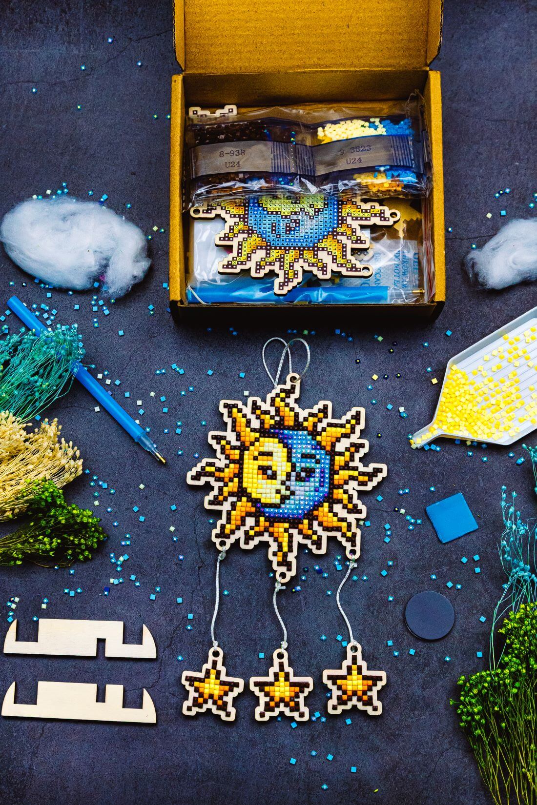 5D Diamond Painting 12.5x12.5 cm | Pendant Dream catcher Sun and Moon | Wooden Base (U24e) – Diamond painting | Varvikas.Shop