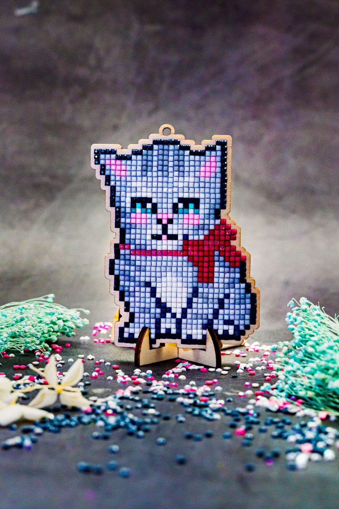 5D Diamond Painting 12.5x12.5 cm | Pendant Grey cat | Wooden Base (U08e) – Diamond painting | Varvikas.Shop