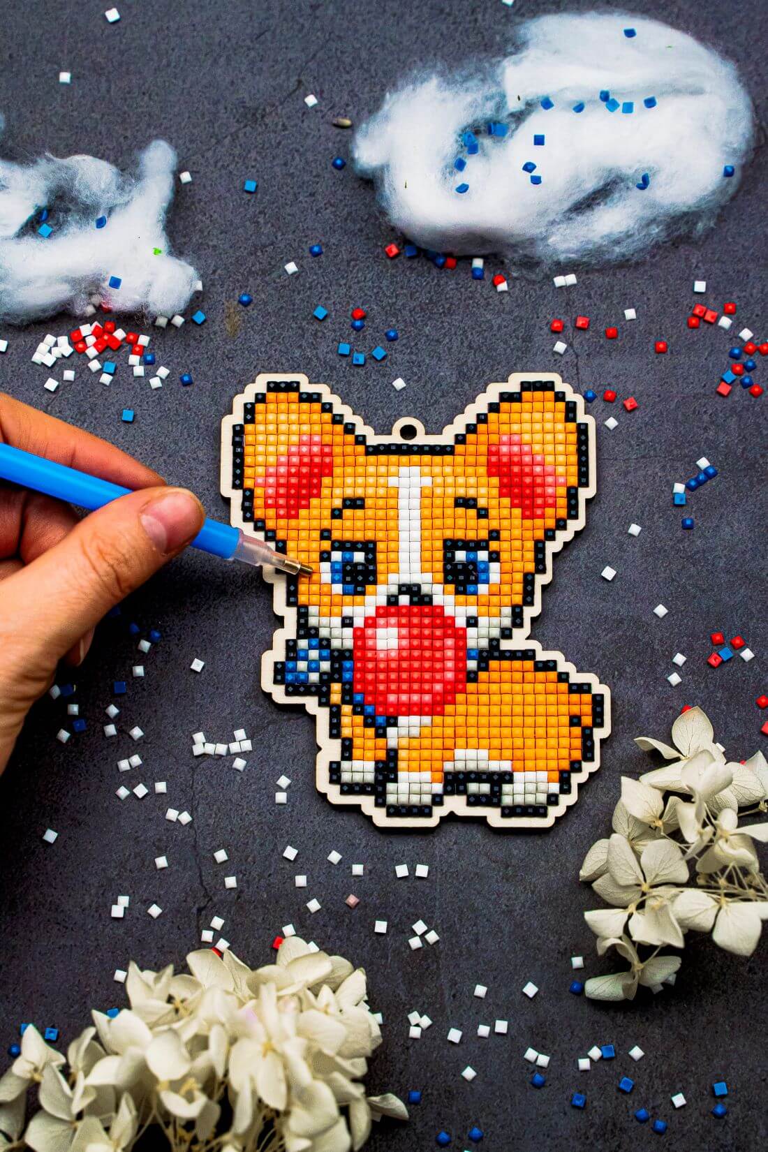 5D Diamond Painting 12.5x12.5 cm | Pendant Joyful corgi | Wooden Base (U11e) – Diamond painting | Varvikas.Shop