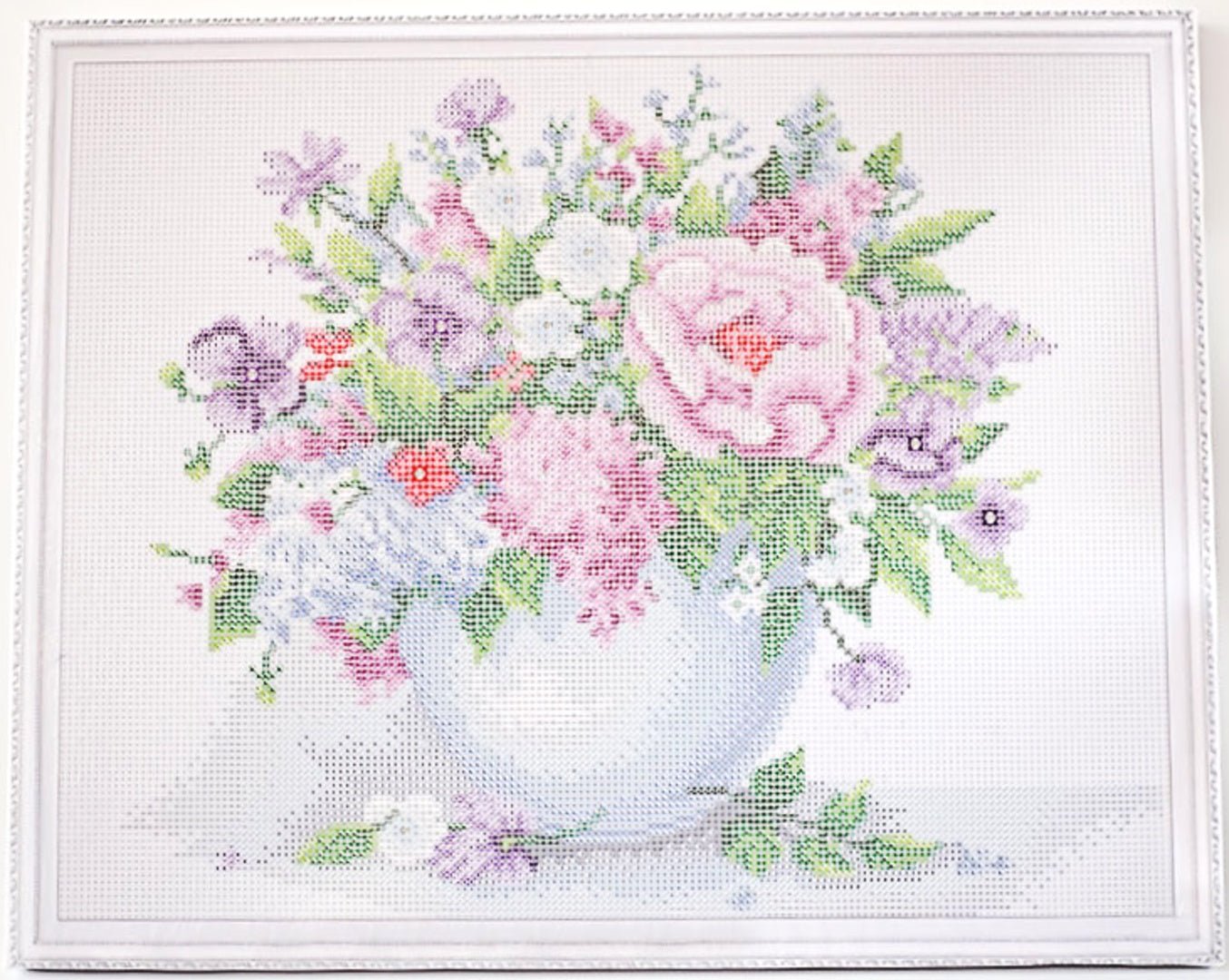 5D Diamond Painting 40x50 cm | Delicate flowers in a white vase (LG147e) – Diamond painting | Varvikas.Shop