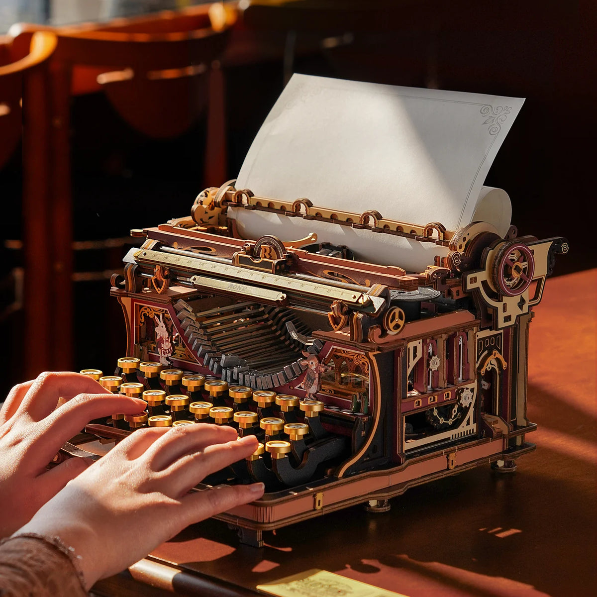 Demonstration of typing on the assembled ROKR Magic typewriter — LK703Ce
