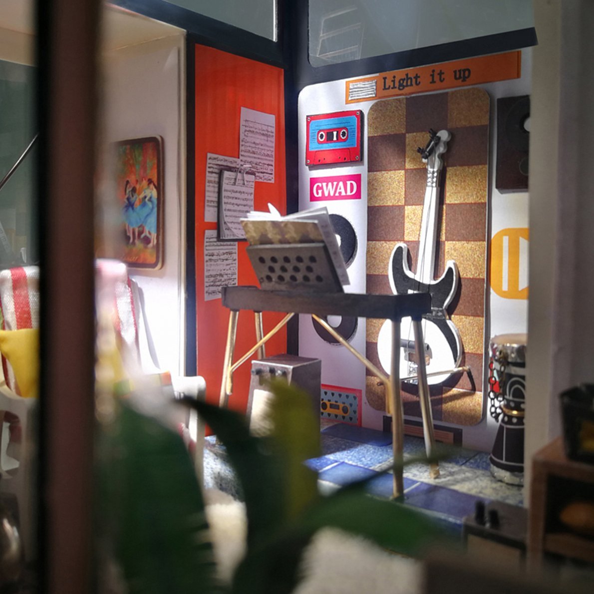 DIY Miniature House Kit (RoomBox) | Kevin's Studio (RB011e) – Roombox | Varvikas.Shop