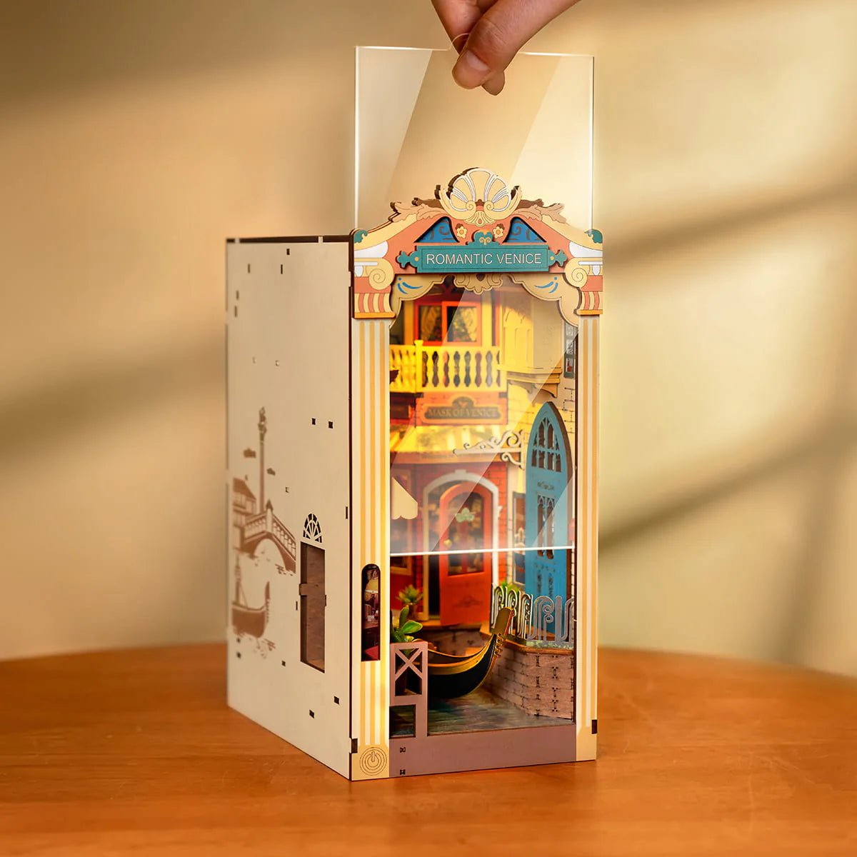 DIY Miniature House Kit (RoomBox) | Romantic Venice (RDS011e) – Roombox | Varvikas.Shop