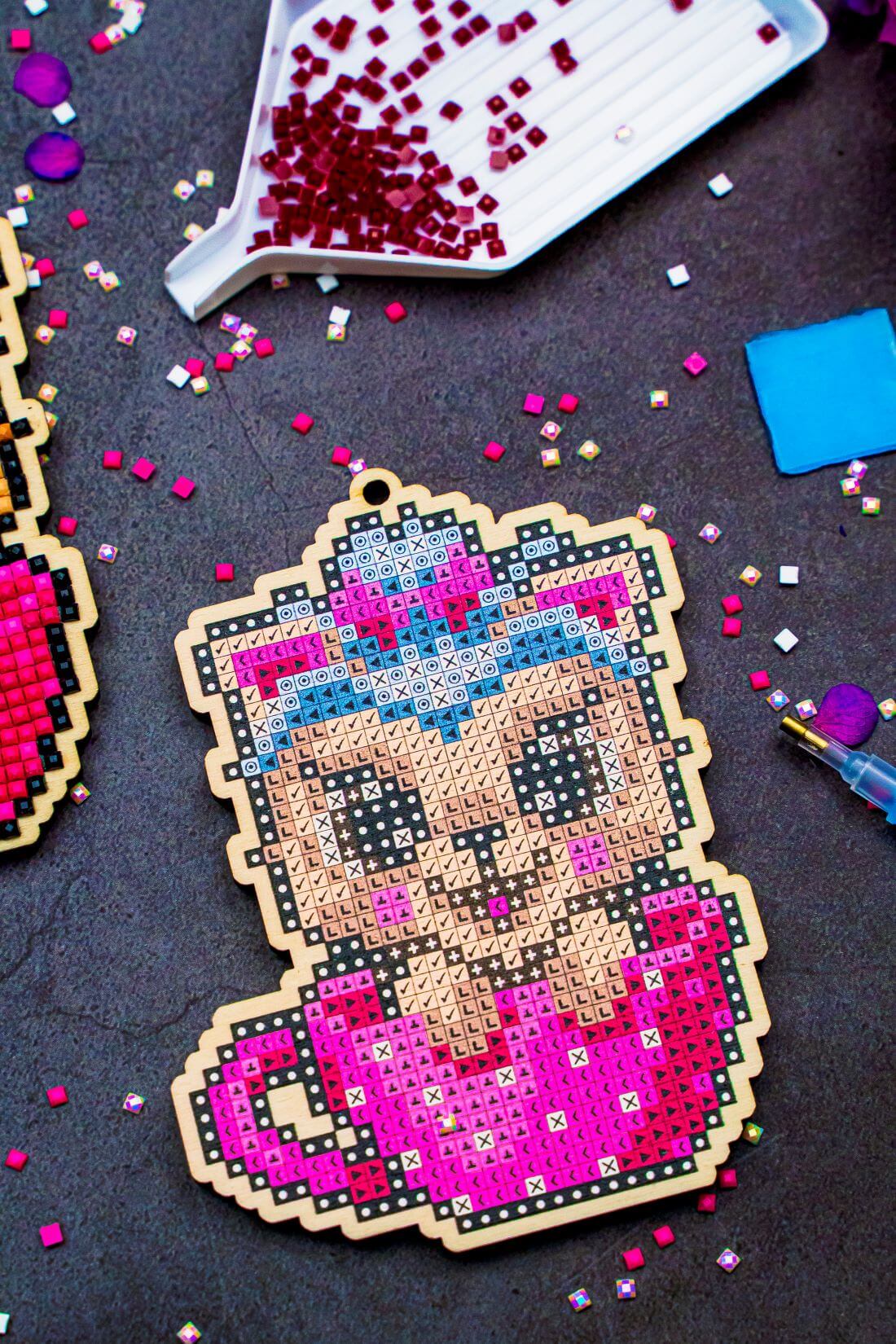 5D Diamond Painting 12.5x12.5 cm | Pendant Cute puppy in a cup | Wooden Base (U15e) – Diamond painting | Varvikas.Shop