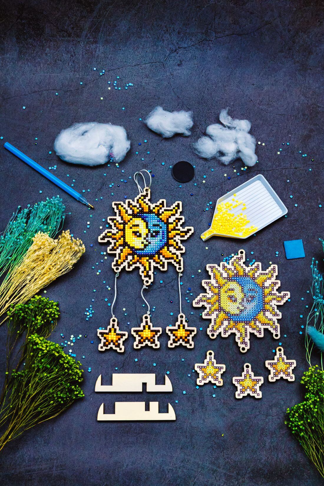 5D Diamond Painting 12.5x12.5 cm | Pendant Dream catcher Sun and Moon | Wooden Base (U24e) – Diamond painting | Varvikas.Shop