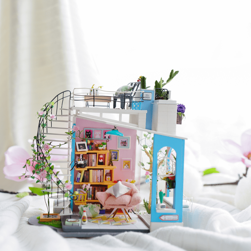 DIY Miniature House Kit (RoomBox) | Dora's Loft (RB010e) – Roombox | Varvikas.Shop