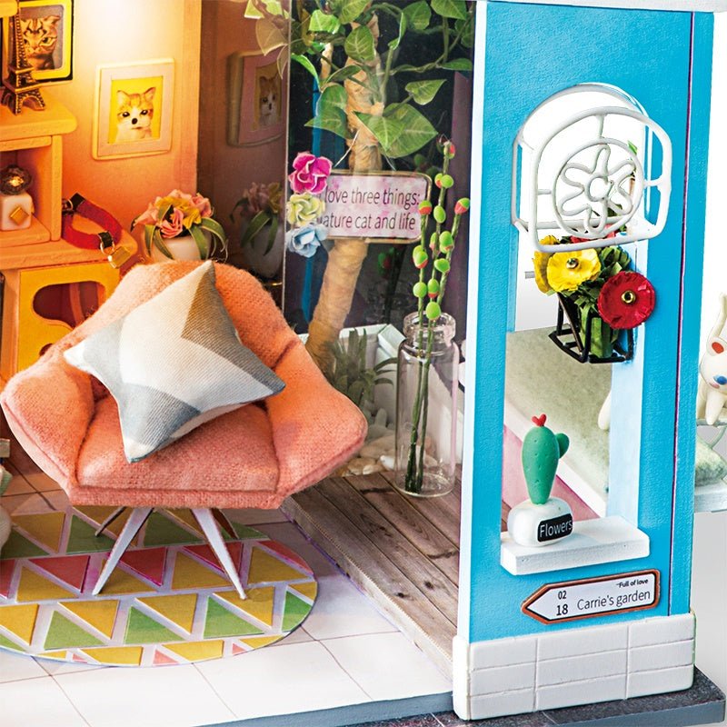 DIY Miniature House Kit (RoomBox) | Dora's Loft (RB010e) – Roombox | Varvikas.Shop
