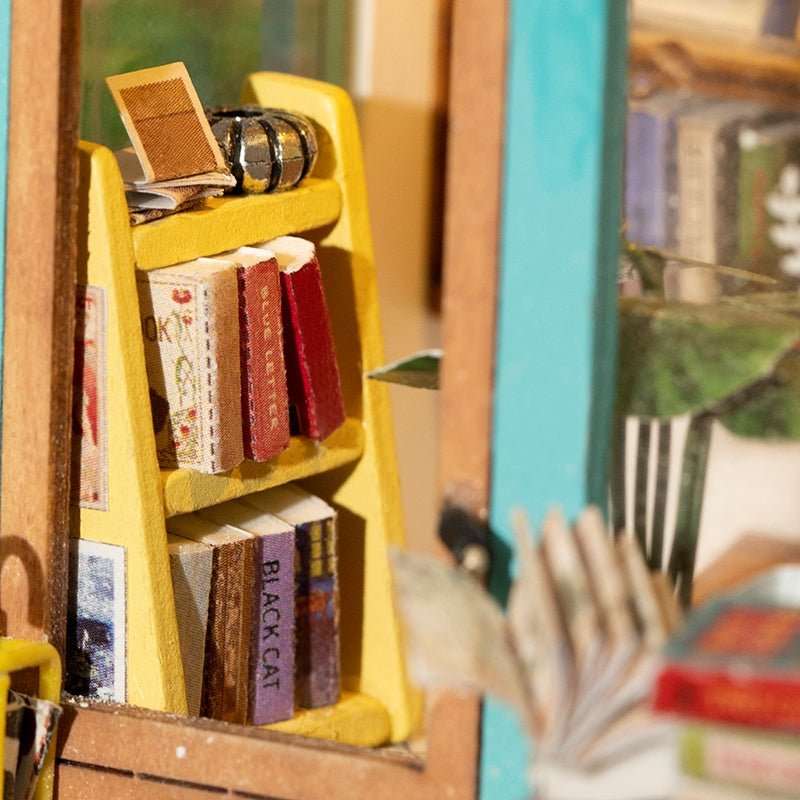 DIY Miniature House Kit (RoomBox) | Free Time Bookshop (RDS001e) – Roombox | Varvikas.Shop